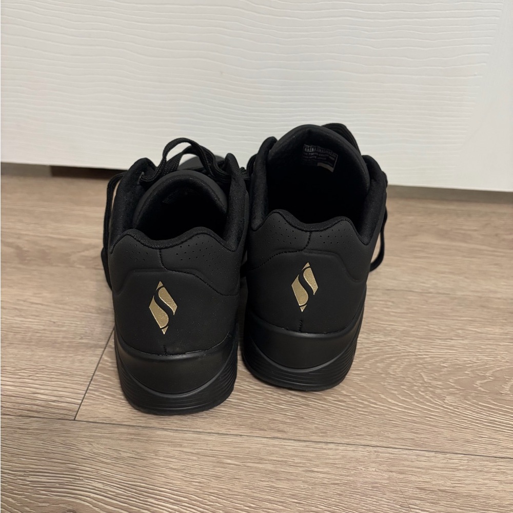 Women’s Sketchers UNO - Picture 4 of 6